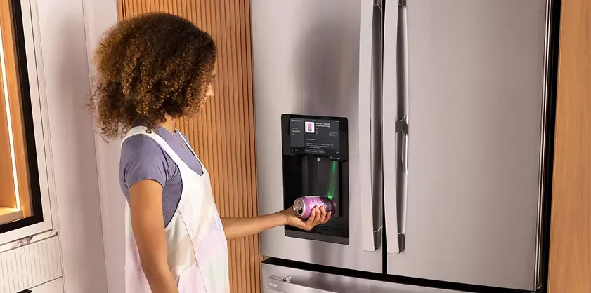ge-profile-PVD28HYYFS-refrigerator-with-kitchen-assistant